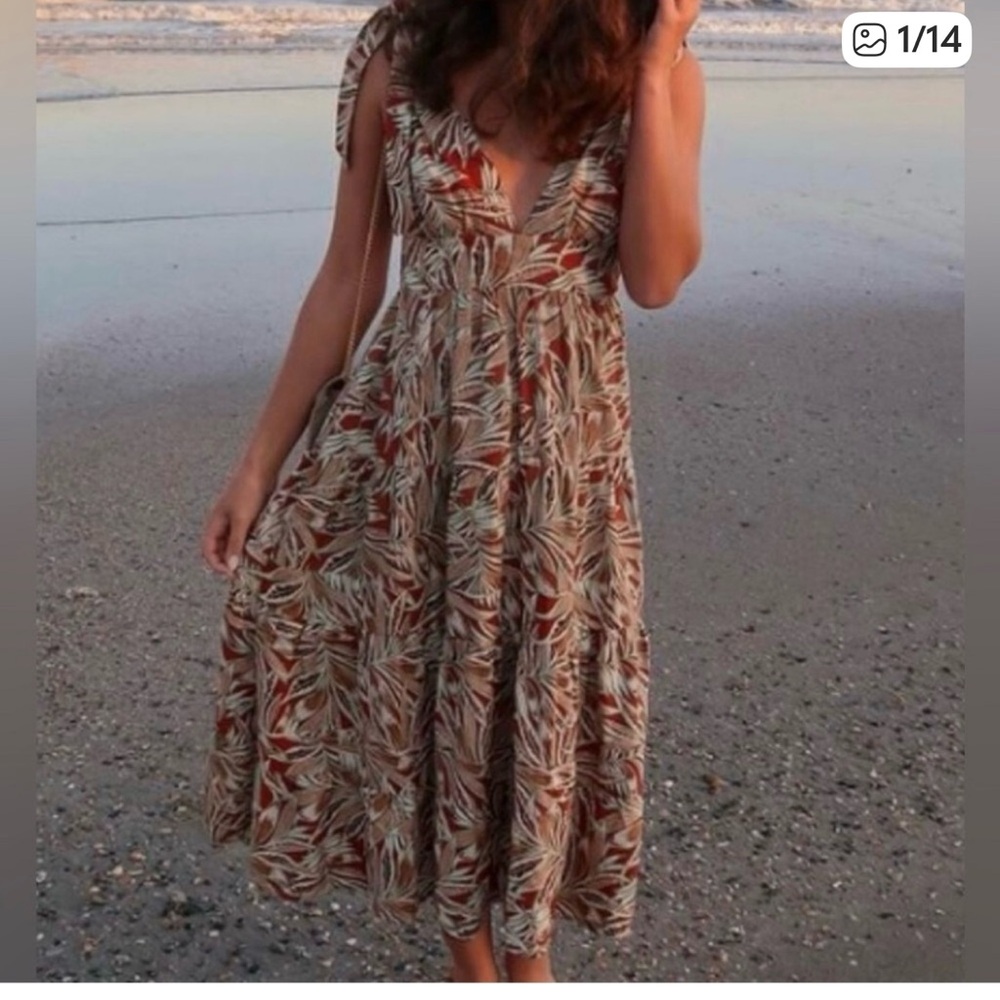 House of Harlow 1960 dress NWOT size xs.